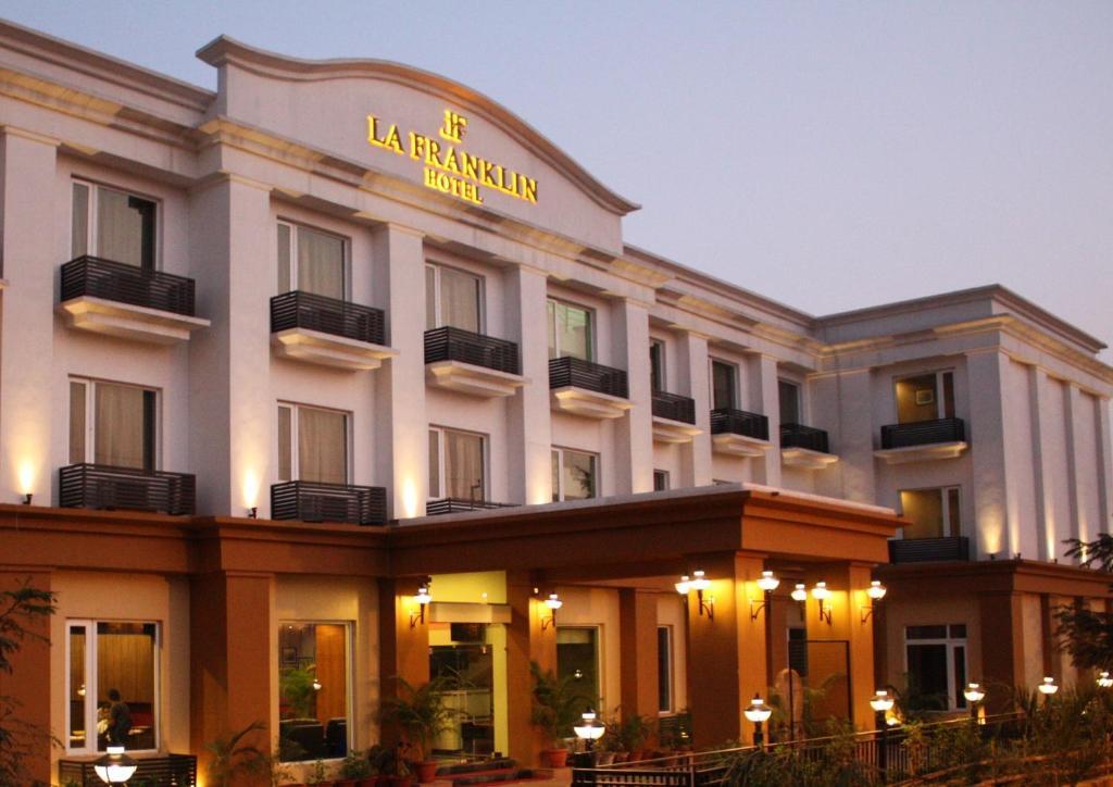 La Franklin Hotel Bhuvanéšvar Exteriér fotografie